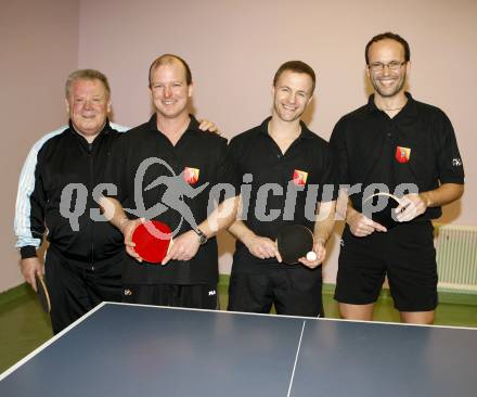 Tischtennisclub Landskron. Kaerntner Liga. Obmann Hans Grud, Gernot Handler, Markus Straub, Gerd Brandstaetter. Landskron, am 30.1.2009.
Foto: Kuess
---
pressefotos, pressefotografie, kuess, qs, qspictures, sport, bild, bilder, bilddatenbank