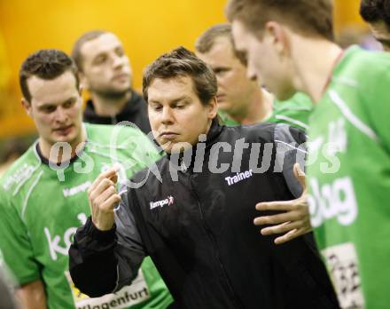 Handball Bundesliga. SC Ferlach gegen HCK 59.  Patrick Jochum, Trainer Michael Pontasch (HCK). Ferlach, 31.1.2009
Foto:  Kuess

---
pressefotos, pressefotografie, kuess, qs, qspictures, sport, bild, bilder, bilddatenbank