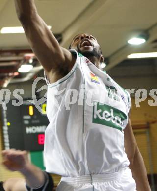 Basketball Bundesliga. Woerthersee Piraten gegen Klosterneuburg. Tim Burnette. (Piraten). Klagenfurt, am 1.2.2009.
Foto: Kuess 

---
pressefotos, pressefotografie, kuess, qs, qspictures, sport, bild, bilder, bilddatenbank