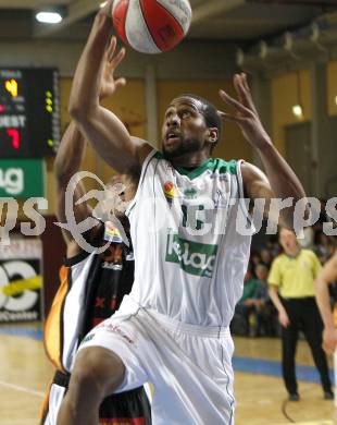 Basketball Bundesliga. Woerthersee Piraten gegen Klosterneuburg. Timothy Burnette (Piraten). Klagenfurt, am 1.2.2009.
Foto: Kuess 

---
pressefotos, pressefotografie, kuess, qs, qspictures, sport, bild, bilder, bilddatenbank