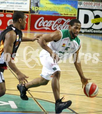 Basketball Bundesliga. Woerthersee Piraten gegen Klosterneuburg. Timothy Burnette (Piraten). Klagenfurt, am 1.2.2009.
Foto: Kuess 

---
pressefotos, pressefotografie, kuess, qs, qspictures, sport, bild, bilder, bilddatenbank