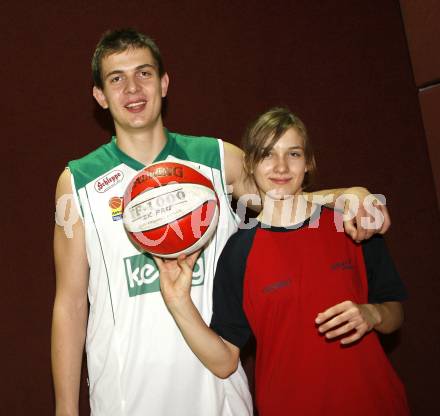 Basketball Bundesliga. Woerthersee Piraten. Rasid Mahalbasic, Nura Mahalbasic. Klagenfurt, am 14.10.2008.
Foto: Kuess
---
pressefotos, pressefotografie, kuess, qs, qspictures, sport, bild, bilder, bilddatenbank