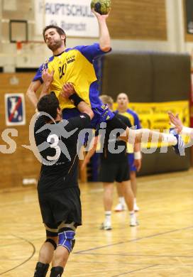 Handball Bundesliga. SVVW gegen HCK 59.  Rudolf Raunig (SVVW), Josef Sourek (HCK). Klagenfurt, 7.2.2009
Foto:  Kuess

---
pressefotos, pressefotografie, kuess, qs, qspictures, sport, bild, bilder, bilddatenbank