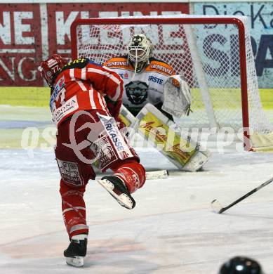 EBEL. Eishockey Bundesliga. KAC gegen EC Graz 99ers. BROWN Sean (KAC), GRUMET-MORRIS Dov (Graz). Klagenfurt, am 13.2.2009.
Foto: Kuess 

---
pressefotos, pressefotografie, kuess, qs, qspictures, sport, bild, bilder, bilddatenbank