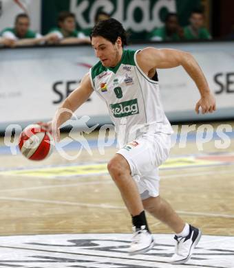 Basketball Bundesliga. Woerthersee Piraten gegen Kapfenberg Bulls. Andreas Kuttnig (Piraten). Klagenfurt, 12.2.2009
Foto: Kuess 

---
pressefotos, pressefotografie, kuess, qs, qspictures, sport, bild, bilder, bilddatenbank