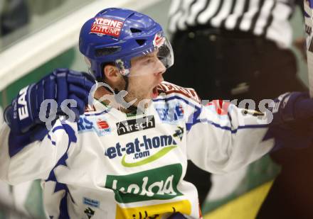 EBEL. Eishockey Bundesliga. EC Pasut VSV gegen EV VIENNA CAPITALS.  Torjubel Dan Cavanaugh. Villach, am 13.2.2009.
Foto: Kuess 


---
pressefotos, pressefotografie, kuess, qs, qspictures, sport, bild, bilder, bilddatenbank