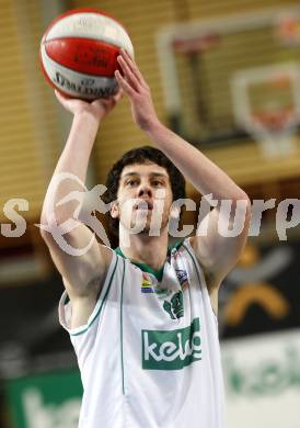 Basketball Bundesliga. Woerthersee Piraten gegen Kapfenberg Bulls. Erik Rhinehart (Piraten). Klagenfurt, 12.2.2009
Foto: Kuess 

---
pressefotos, pressefotografie, kuess, qs, qspictures, sport, bild, bilder, bilddatenbank