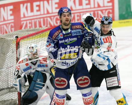 EBEL. Eishockey Bundesliga. EC Pasut VSV gegen EHC LIWEST Linz.  FERLAND Jonathan (VSV), LIIMATAINEN Petri (Linz). Villach, am 17.2.2009.
Foto: Kuess 


---
pressefotos, pressefotografie, kuess, qs, qspictures, sport, bild, bilder, bilddatenbank