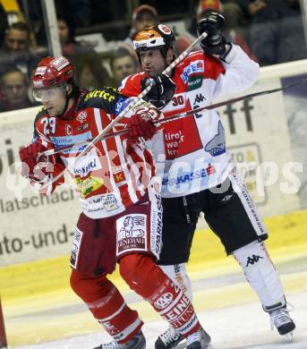 EBEL. Eishockey Bundesliga. KAC gegen HC TWK Innsbruck, Die Haie.  Christoph Brandner, (KAC),   Herbert Hohenberger (Innsbruck). Klagenfurt, am 17.2.2009.
Foto: Kuess 

---
pressefotos, pressefotografie, kuess, qs, qspictures, sport, bild, bilder, bilddatenbank