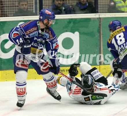 EBEL. Eishockey Bundesliga. EC Pasut VSV gegen EHC LIWEST Linz.  MAPLETOFT Justin (VSV), GRABHER MEIER Martin (Linz). Villach, am 17.2.2009.
Foto: Kuess 


---
pressefotos, pressefotografie, kuess, qs, qspictures, sport, bild, bilder, bilddatenbank