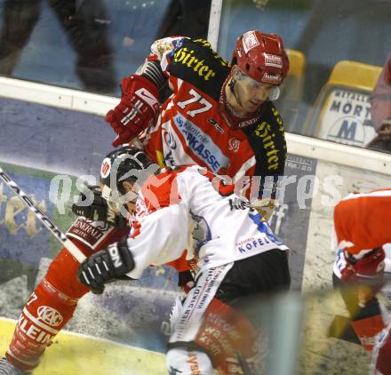 EBEL. Eishockey Bundesliga. KAC gegen HC TWK Innsbruck, Die Haie.  Sean Brown, (KAC),  Patrick Moessmer (Innsbruck). Klagenfurt, am 17.2.2009.
Foto: Kuess 

---
pressefotos, pressefotografie, kuess, qs, qspictures, sport, bild, bilder, bilddatenbank