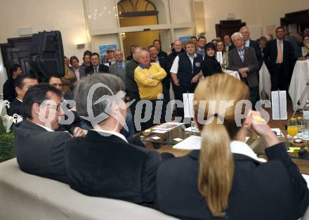 Sportland Kaernten Sportgespraeche.  Peter Kaiser, Birgit Morelli, Norbert Darabos. Klagenfurt, am 19.2.2009.
Foto: Kuess
---
pressefotos, pressefotografie, kuess, qs, qspictures, sport, bild, bilder, bilddatenbank