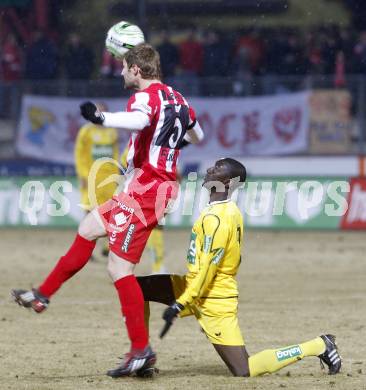 Fussball. Tipp3-Bundesliga. SK Austria Kelag Kaernten  gegen KSV Superfund. Modou Jagne, (Austria Kaernten), Milan Fukal (KSV). Kapfenberg, 21.2.2009. 
Foto: Kuess

---
pressefotos, pressefotografie, kuess, qs, qspictures, sport, bild, bilder, bilddatenbank