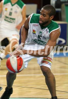 Basketball Bundesliga. Woerthersee Piraten gegen WBCKraftwerk Wels. Timothy Burnette (Piraten).  Klagenfurt, 21.2.2009.
Foto: Kuess

---
pressefotos, pressefotografie, kuess, qs, qspictures, sport, bild, bilder, bilddatenbank