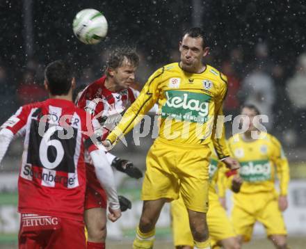 Fussball. Tipp3-Bundesliga. SK Austria Kelag Kaernten  gegen KSV Superfund. Christian Prawda, (Austria Kaernten),  Domonique Taboga (KSV). Kapfenberg, 21.2.2009. 
Foto: Kuess

---
pressefotos, pressefotografie, kuess, qs, qspictures, sport, bild, bilder, bilddatenbank