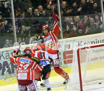 EBEL. Eishockey Bundesliga. KAC gegen HC TWK Innsbruck.  BRANDNER Christoph, SCHNEIDER Andrew (KAC),  HENDERSON Jay(Innsbruck). Klagenfurt, am 22.2.2009.
Foto: Kuess 

---
pressefotos, pressefotografie, kuess, qs, qspictures, sport, bild, bilder, bilddatenbank