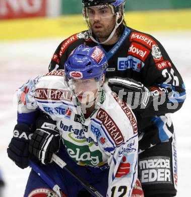 EBEL. Eishockey Bundesliga. EC Pasut VSV gegen EHC LIWEST Linz. Thomas Raffl,  (VSV), Allan Rourke (Linz). Villach, am 22.2.2009.
Foto: Kuess 


---
pressefotos, pressefotografie, kuess, qs, qspictures, sport, bild, bilder, bilddatenbank