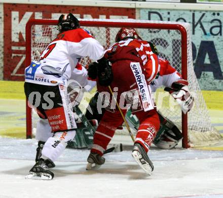EBEL. Eishockey Bundesliga. KAC gegen HC TWK Innsbruck. BRANDNER Christoph (KAC), OFNER Harald, KOTYK Seamus (Innsbruck).  Klagenfurt, am 22.2.2009.
Foto: Kuess 

---
pressefotos, pressefotografie, kuess, qs, qspictures, sport, bild, bilder, bilddatenbank