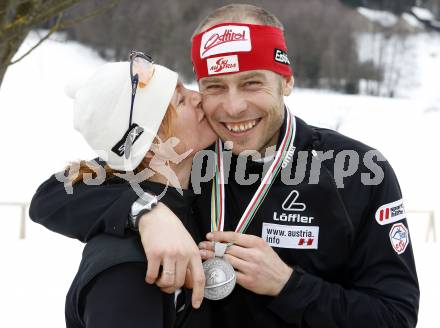 Biathlon. Empfang Silbermedaillegewinner Daniel Mesotitsch.  Sam Mesotitsch, Daniel Mesotitsch. St. Jakob, 24.2.2009.
Foto: Kuess
---
pressefotos, pressefotografie, kuess, qs, qspictures, sport, bild, bilder, bilddatenbank