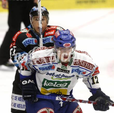 EBEL. Eishockey Bundesliga. EC Pasut VSV gegen EHC LIWEST Linz. 
Michael Raffl,  (VSV), Robert Lukas (Linz). Villach, am 26.2.2009.
Foto: Kuess 


---
pressefotos, pressefotografie, kuess, qs, qspictures, sport, bild, bilder, bilddatenbank