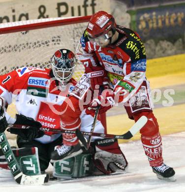 EBEL. Eishockey Bundesliga. KAC gegen HC TWK Innsbruck. HAGER Gregor (KAC), KOTYK Seamus (Innsbruck). Klagenfurt, am 26.2.2009.
Foto: Kuess 

---
pressefotos, pressefotografie, kuess, qs, qspictures, sport, bild, bilder, bilddatenbank