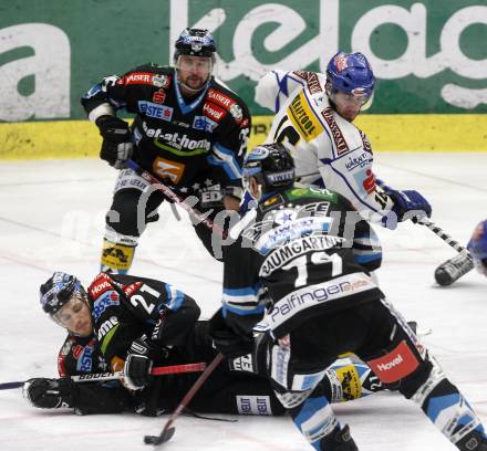 EBEL. Eishockey Bundesliga. EC Pasut VSV gegen EHC LIWEST Linz. Dan Cavanaugh, (VSV), Philipp Lukas, Mark Szuecs  (Linz). Villach, am 26.2.2009.
Foto: Kuess 


---
pressefotos, pressefotografie, kuess, qs, qspictures, sport, bild, bilder, bilddatenbank