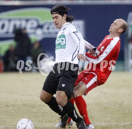 Fussball. Tipp3-Bundesliga. SK Austria Kelag Kaernten  gegen SV Mattersburg. Carlos Chaile, (Austria Kaernten), Thomas wagner (Mattersburg). Klagenfurt, 28.2.2009. 
Foto: Kuess

---
pressefotos, pressefotografie, kuess, qs, qspictures, sport, bild, bilder, bilddatenbank