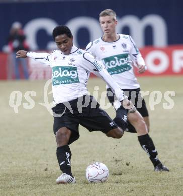 Fussball. Tipp3-Bundesliga. SK Austria Kelag Kaernten  gegen SV Mattersburg. Sandro Jose Da Silva, Thomas Hinum (Austria Kaernten). Klagenfurt, 28.2.2009. 
Foto: Kuess

---
pressefotos, pressefotografie, kuess, qs, qspictures, sport, bild, bilder, bilddatenbank