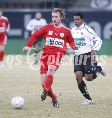 Fussball. Tipp3-Bundesliga. SK Austria Kelag Kaernten  gegen SV Mattersburg. Sandro Jose Da Silva,  (Austria Kaernten), Lukas Rath (Mattersburg). Klagenfurt, 28.2.2009. 
Foto: Kuess

---
pressefotos, pressefotografie, kuess, qs, qspictures, sport, bild, bilder, bilddatenbank