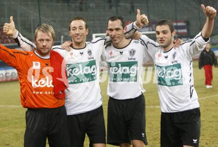 Fussball. Tipp3-Bundesliga. SK Austria Kelag Kaernten  gegen RB Salzburg. Jubel Andreas Schtranz, Manuel Ortlechner, Christian Prawda, Marco Salvatore. Klagenfurt, 4.3..2009. 
Foto: Kuess

---
pressefotos, pressefotografie, kuess, qs, qspictures, sport, bild, bilder, bilddatenbank