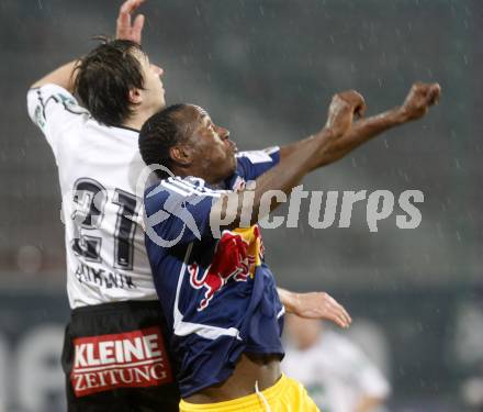 Fussball. Tipp3-Bundesliga. SK Austria Kelag Kaernten  gegen RB Salzburg. Wolfgang Bubenik, (Austria Kaernten), Somen Tchoy (Salzburg). Klagenfurt, 4.3..2009. 
Foto: Kuess

---
pressefotos, pressefotografie, kuess, qs, qspictures, sport, bild, bilder, bilddatenbank