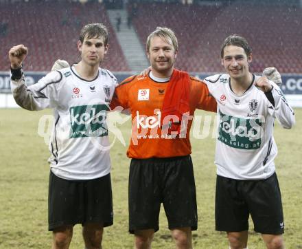 Fussball. Tipp3-Bundesliga. SK Austria Kelag Kaernten  gegen RB Salzburg. Jubel Manuel Weber, Andreas Schranz, Marc Sand (Austria Kaernten). Klagenfurt, 4.3..2009. 
Foto: Kuess

---
pressefotos, pressefotografie, kuess, qs, qspictures, sport, bild, bilder, bilddatenbank