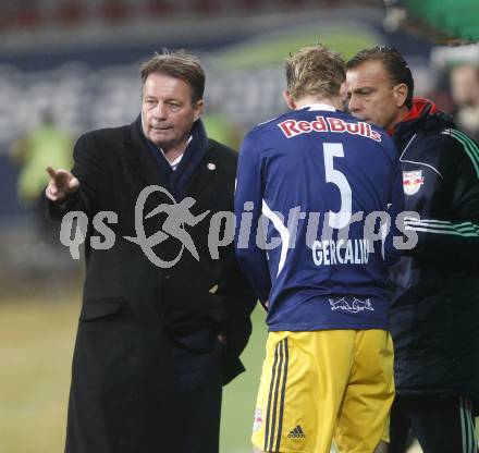 Fussball. Tipp3-Bundesliga. SK Austria Kelag Kaernten  gegen RB Salzburg. Trainer Co Adriaanse, Ronald Gercaliu (Salzburg). Klagenfurt, 4.3..2009. 
Foto: Kuess

---
pressefotos, pressefotografie, kuess, qs, qspictures, sport, bild, bilder, bilddatenbank