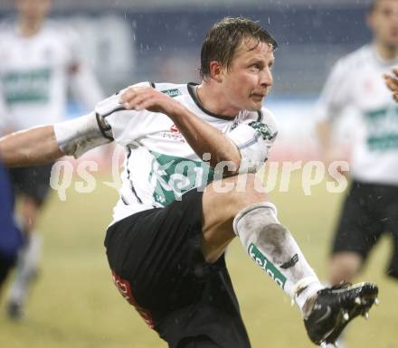 Fussball. Tipp3-Bundesliga. SK Austria Kelag Kaernten  gegen RB Salzburg. Thomas Riedl (Austria Kaernten). Klagenfurt, 4.3..2009. 
Foto: Kuess

---
pressefotos, pressefotografie, kuess, qs, qspictures, sport, bild, bilder, bilddatenbank