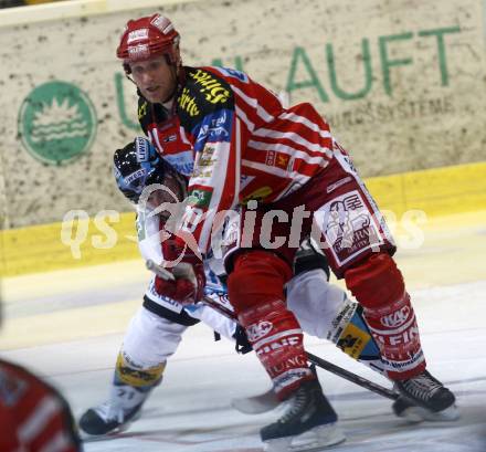 EBEL. Eishockey Bundesliga. KAC gegen EHC LIWEST Linz. Mike Craig,  (KAC), Philipp Lukas (Linz). Klagenfurt, am 5.3.2009.
Foto: Kuess 

---
pressefotos, pressefotografie, kuess, qs, qspictures, sport, bild, bilder, bilddatenbank