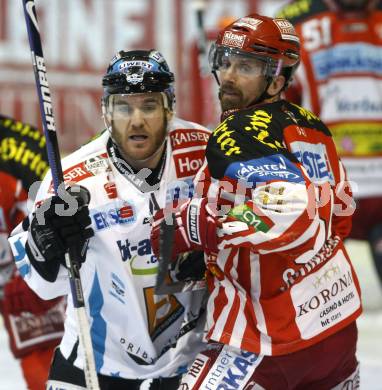 EBEL. Eishockey Bundesliga. KAC gegen EHC LIWEST Linz. Andrew Schneider, (KAC),  Brad Purdie  (Linz). Klagenfurt, am 5.3.2009.
Foto: Kuess 

---
pressefotos, pressefotografie, kuess, qs, qspictures, sport, bild, bilder, bilddatenbank