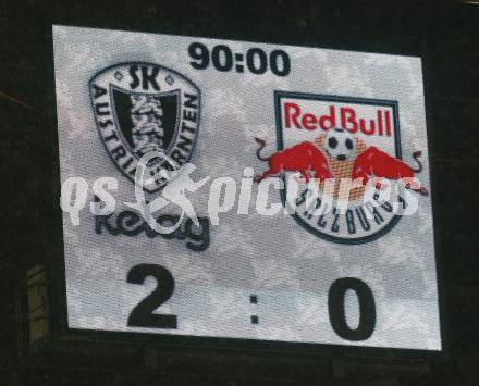 Fussball. Tipp3-Bundesliga. SK Austria Kelag Kaernten  gegen RB Salzburg. Anzeigentafel mit Endresultat 2:0. Klagenfurt, 4.3..2009. 
Foto: Kuess

---
pressefotos, pressefotografie, kuess, qs, qspictures, sport, bild, bilder, bilddatenbank