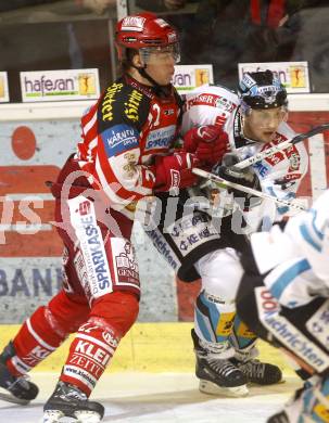 EBEL. Eishockey Bundesliga. KAC gegen EHC LIWEST Linz. Thomas Hundertpfund,  (KAC),  Christoph Ibounig (Linz). Klagenfurt, am 5.3.2009.
Foto: Kuess 

---
pressefotos, pressefotografie, kuess, qs, qspictures, sport, bild, bilder, bilddatenbank