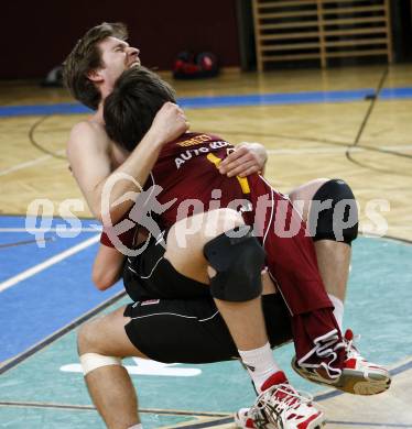 Volleyball. VBK Klagenfurt gegen TSV Hartberg. Jubel Hartberg. Klagenfurt, 7.3.2009
Foto: Kuess

---
pressefotos, pressefotografie, kuess, qs, qspictures, sport, bild, bilder, bilddatenbank