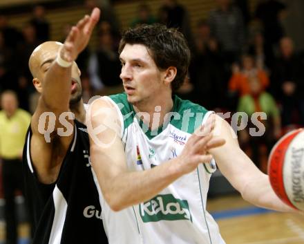 Basketball Bundesliga. Woerthersee Piraten gegen Guessing Knights. Selmir Husanovic (Piraten). Klagenfurt, am 8.3.2009.
Foto: Kuess

---
pressefotos, pressefotografie, kuess, qs, qspictures, sport, bild, bilder, bilddatenbank