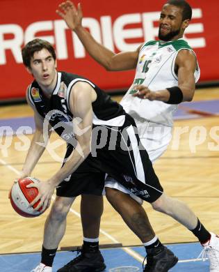 Basketball Bundesliga. Woerthersee Piraten gegen Guessing Knights. Timothy Burnette (Piraten), Lukas Unger (Guessing). Klagenfurt, am 8.3.2009.
Foto: Kuess

---
pressefotos, pressefotografie, kuess, qs, qspictures, sport, bild, bilder, bilddatenbank