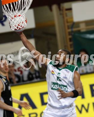 Basketball Bundesliga. Woerthersee Piraten gegen Guessing Knights. Timothy Burnette (Piraten). Klagenfurt, am 8.3.2009.
Foto: Kuess

---
pressefotos, pressefotografie, kuess, qs, qspictures, sport, bild, bilder, bilddatenbank