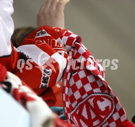 EBEL. Eishockey Bundesliga. KAC gegen EHC LIWEST Linz. Feature mit KAC Schal. Klagenfurt, am 10.3.2009.
Foto: Kuess 

---
pressefotos, pressefotografie, kuess, qs, qspictures, sport, bild, bilder, bilddatenbank