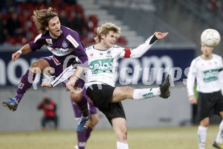 Fussball. Tipp3-Bundesliga. SK Austria Kelag Kaernten  gegen Austria Wien.  Manuel Weber, (Austria Kaernten), Matthias Hattenberger(Wien). Klagenfurt, 14.3..2009. 
Foto: Kuess

---
pressefotos, pressefotografie, kuess, qs, qspictures, sport, bild, bilder, bilddatenbank