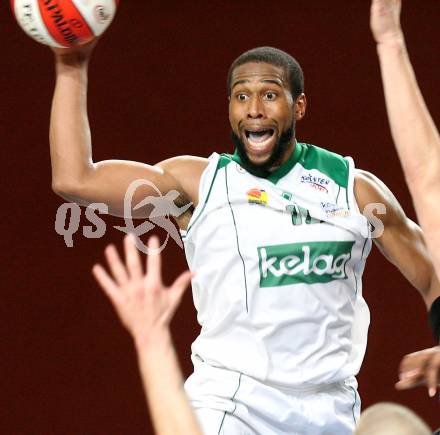 Basketball Bundesliga. Woerthersee Piraten gegen UBC St. Poelten. Timothy Burnette (Piraten).  Klagenfurt, 14.3.2009
Foto: Kuess

---
pressefotos, pressefotografie, kuess, qs, qspictures, sport, bild, bilder, bilddatenbank