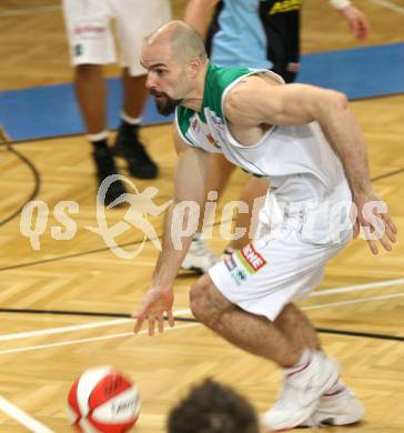 Basketball Bundesliga. Woerthersee Piraten gegen UBC St. Poelten. Joachim Buggelsheim (Piraten).  Klagenfurt, 14.3.2009
Foto: Kuess

---
pressefotos, pressefotografie, kuess, qs, qspictures, sport, bild, bilder, bilddatenbank