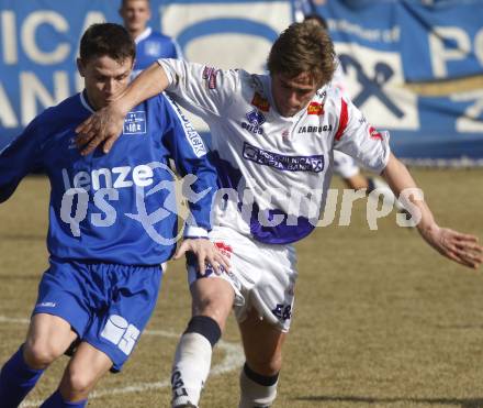 Fussball Regionalliga. SAK gegen FC Blau Weiss Linz. Grega Triplat(SAK), Nikolov Svetozar (Linz). Klagenfurt, am 14.3.2008.
Foto: Kuess
---
pressefotos, pressefotografie, kuess, qs, qspictures, sport, bild, bilder, bilddatenbank