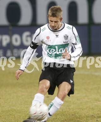 Fussball. Tipp3-Bundesliga. SK Austria Kelag Kaernten  gegen Austria Wien. Thomas Hinum (Austria Kaernten). Klagenfurt, 14.3..2009. 
Foto: Kuess

---
pressefotos, pressefotografie, kuess, qs, qspictures, sport, bild, bilder, bilddatenbank