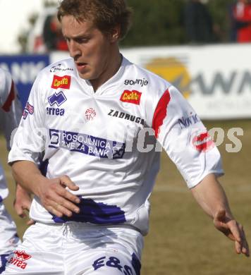 Fussball Regionalliga. SAK gegen FC Blau Weiss Linz. Samo Olip (SAK). Klagenfurt, am 14.3.2009.
Foto: Kuess
---
pressefotos, pressefotografie, kuess, qs, qspictures, sport, bild, bilder, bilddatenbank