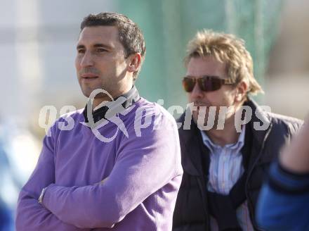 Fussball Regionalliga. SAK gegen FC Blau Weiss Linz. Trainer Goran Lucic, Co-Trainer Marijan Velik (SAK). Klagenfurt, am 14.3.2009.
Foto: Kuess
---
pressefotos, pressefotografie, kuess, qs, qspictures, sport, bild, bilder, bilddatenbank